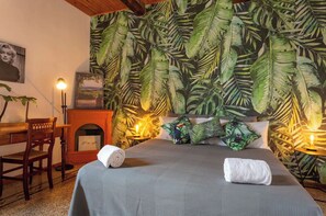 Room - Via ricasoli apartment next to academia (Firenze)