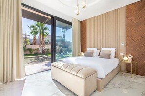 5 bedrooms, travel crib, free WiFi, bed sheets - Tranquil Marrakech Retreat (Douar Moulay Abbas)