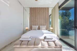 5 Schlafzimmer, Reisekinderbett, kostenloses WLAN, Bettwäsche