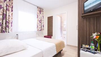 Standard Single Room, 1 Large Twin Bed | Room amenity