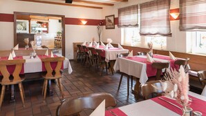 Restaurant - Pension Altes Backhaus (Herzogenaurach)