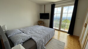 2 phòng ngủ, màn/rèm cản sáng, truy cập Internet không dây miễn phí 