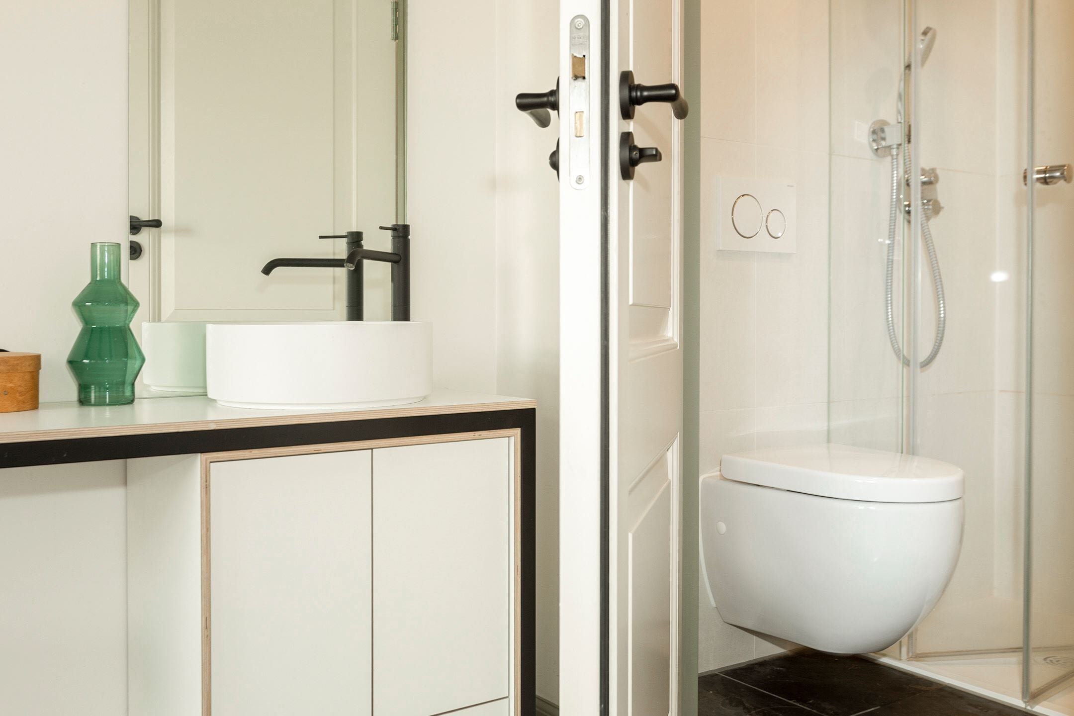 City Double Room, Canal View | Bilik Mandi | Pancuran mandi, hulu semburan hidrourut, pengering rambut 
