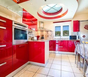 4 bedrooms - Villa Roula With Private Pool (Chania)