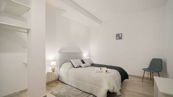 2 Schlafzimmer, Bügeleisen/Bügelbrett, kostenloses WLAN, Bettwäsche