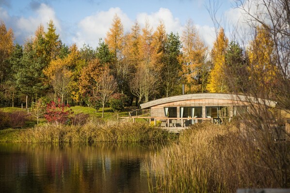 Exterior - Charlie -  a lodge that sleeps 6 guests  in 3 bedrooms (Richmond)