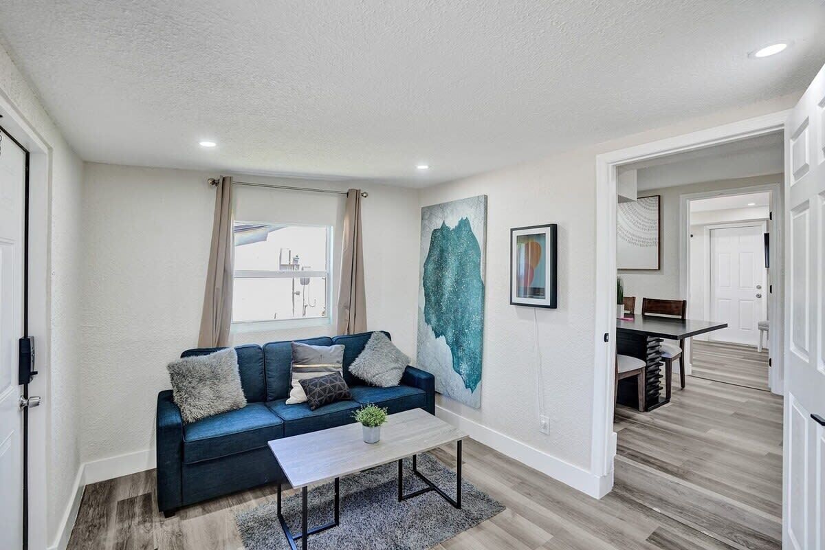 Beautiful three bedroom Located near Wynwood