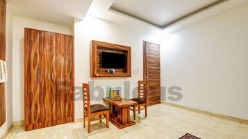 Daily buffet breakfast (INR 299 per person)