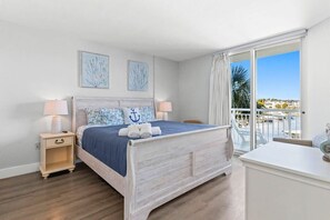 3 bedrooms, WiFi, bed sheets - Harbourgate Resort Unit 122 - Waterview (North Myrtle Beach)