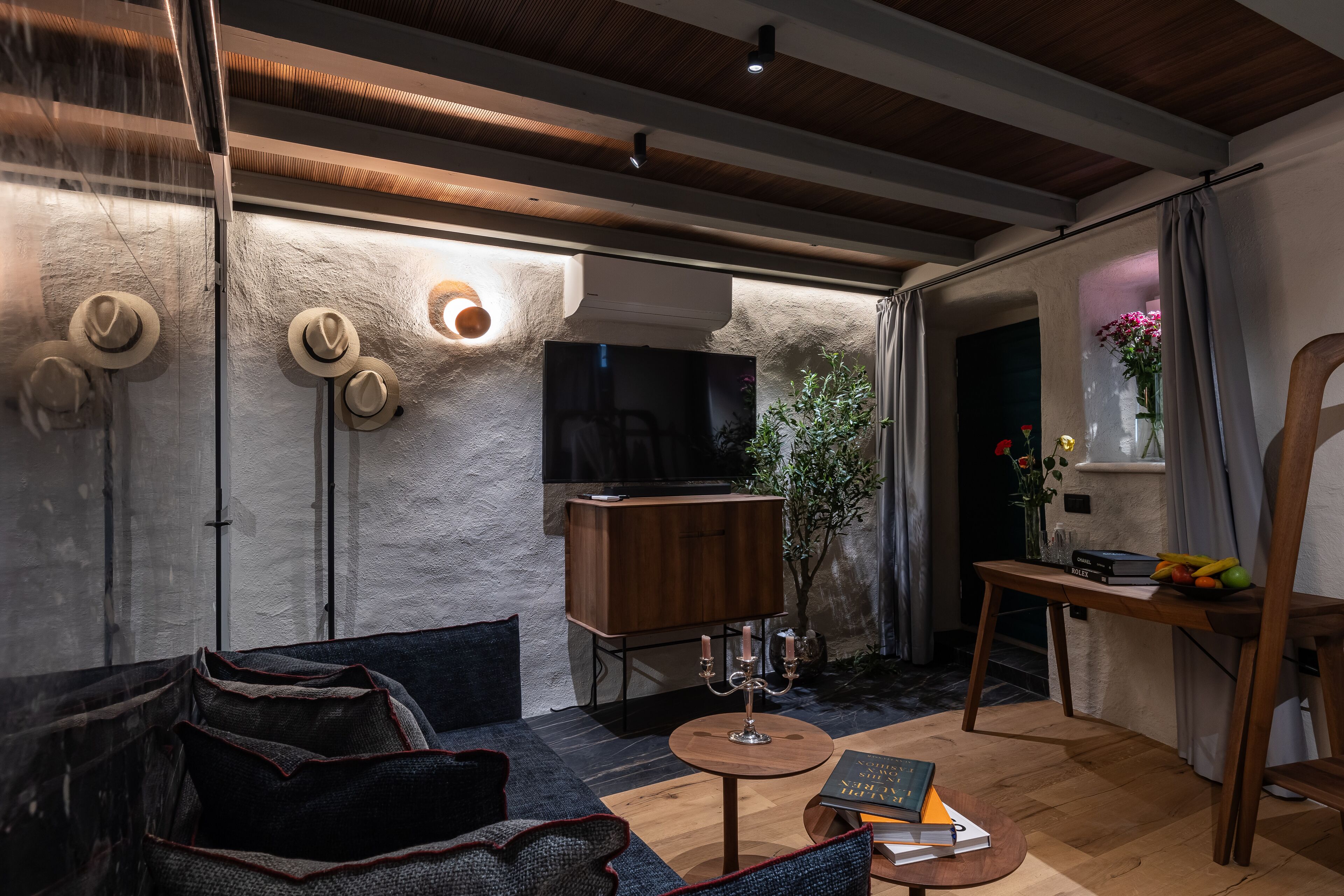 奢华公寓, 私人浴室 | 1 多间卧室、客房内保险箱、办公桌、笔记本电脑工作区