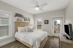 5 habitaciones, tabla de planchar con plancha, wifi y ropa de cama