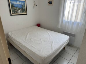 2 bedrooms