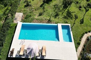 Pool - We have the perfect location for that much needed gateway.  (Ngong)
