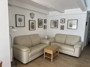 Living area - HOLIDAYLAND VILLA T2 251 MEZZANINE 6 beds NARBONNE PLAGE (NARBONNE PLAGE)