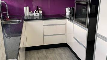 Apartment | Private kitchen | Fridge, microwave, oven, stovetop