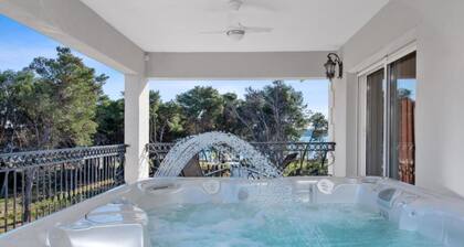 Villa Carolus in Vodice
