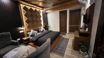 Family Suite | 1 bedroom, free WiFi