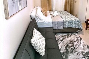 1 chambre, Internet gratuit par câble, draps fournis