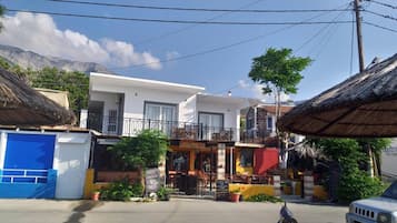 Apartamento, para fumantes | 3 quartos, escrivaninha, ferros/tábuas de passar roupa