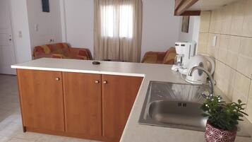 Rumah, Boleh Merokok | 1 kamar tidur dan meja kerja