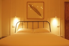 Imagen sin descripción, 3 de 32, botón