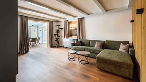 Condo có thiết kế đặc trưng | Khu phòng khách