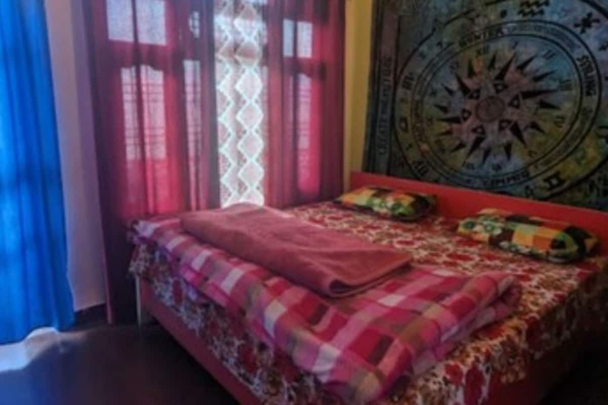 Deluxe Double Room | Soundproofing, free WiFi, bed sheets