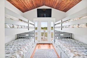 5 camere, ferro/asse da stiro, Wi-Fi gratuito, lenzuola