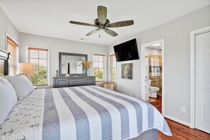 5 chambres, fer et planche à repasser, Wi-Fi gratuit, draps fournis