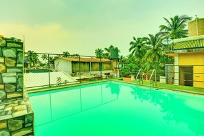 Piscina externa