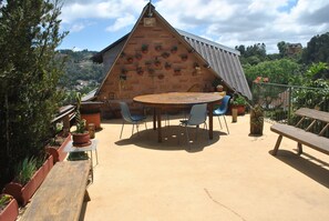 Front of property - Hostel Montanha (Campos do Jordão)
