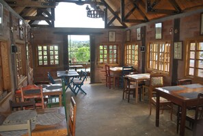 Desayuno bufé gratuito y diario