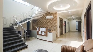 Reception - OYO Blue Stone Residency (Ludhiana)