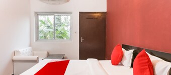 OYO Flagship Hotel Kavyanjali