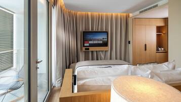 Comfort kamer | Pillowtop-bedden, een minibar, een kluis op de kamer, geluiddichte muren