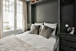 1 chambre, fer et planche à repasser, Wi-Fi gratuit, draps fournis