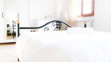 Panoramic-Villa, Hügelblick | 2 Schlafzimmer, Bettwäsche aus ägyptischer Baumwolle