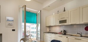 Apartment | 2 bedrooms - Bright Apartment in San Martino (Genoa)