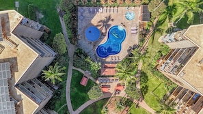 Pool - Ocean Views from Lanai, Living Room & Bedroom! Oceanfront Complex! (Kihei)