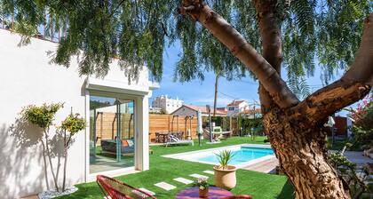 VILLA COTE SUD VI4402 By Riviera Holiday Homes