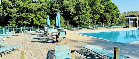 Piscine extérieure
