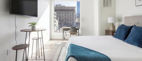 1 bedroom, desk, iron/ironing board, Internet