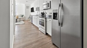 Fridge, microwave, oven, stovetop