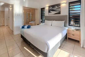 2 bedrooms, iron/ironing board, WiFi, bed sheets - Anchorage 3, Anchorage 3 on Hamilton Island (Hamilton Island)