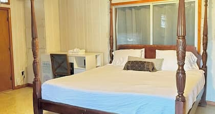 Historic Freetown Fixer | 3BR/2BA | Walk Downtown