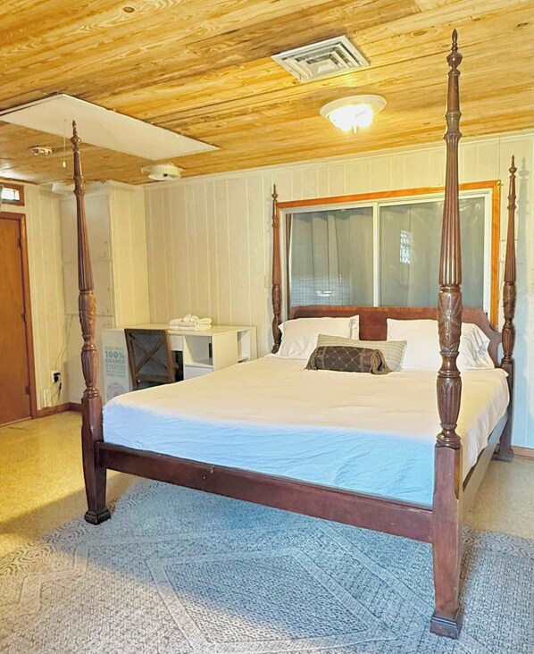 3 chambres, bureau, Wi-Fi, literie fournie