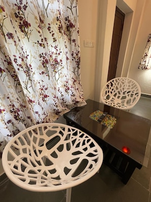 Lobby sitting area - Panther Hills Villa Udaipur (Udaipur)