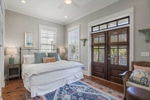 3 Schlafzimmer, Bügeleisen/Bügelbrett, WLAN, Bettwäsche