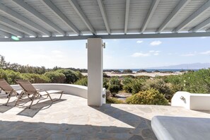 Property grounds - Glyfada Veranda (Naxos)