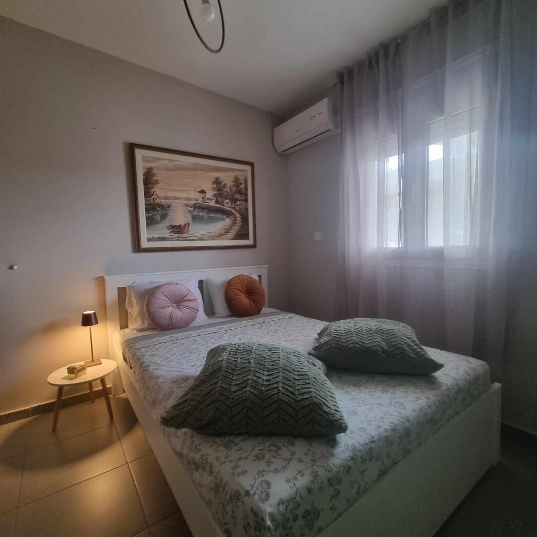 1 chambre, fer et planche à repasser, Wi-Fi, literie fournie
